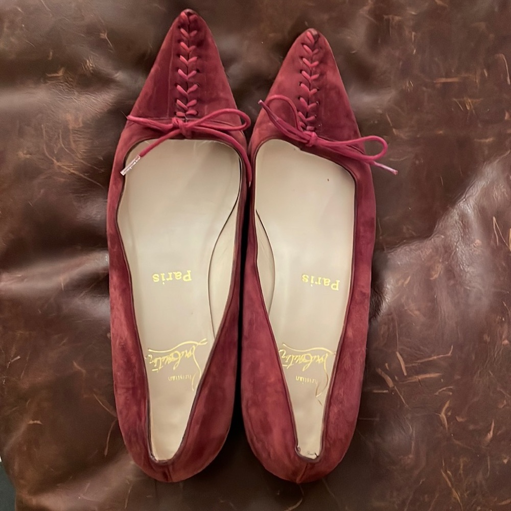 Authentic Christian Louboutin flats!! So unique !!! Must have color!!!